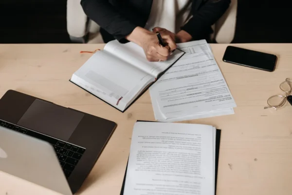 Büro Yönetimi ve Sekreterliği Eğitimi